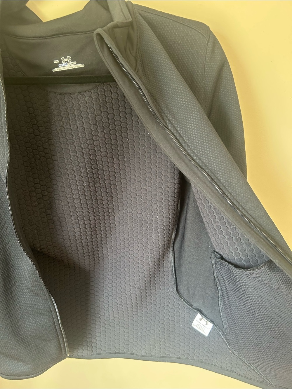 Under Armour Women's Cold Gear Jacket - Picture 5 of 7